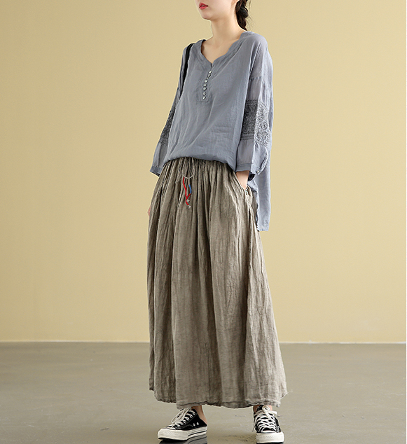 Loose-Fit Linen Skirt With Slits